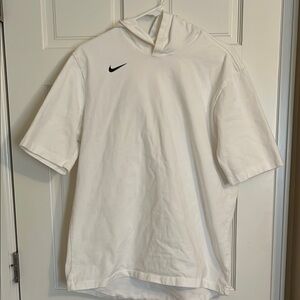 Nike Women’s oversized short sleeve hoodie, L